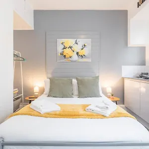 Private 2 With Kitchenette By Cb No Minimum Cambridge (Cambridgeshire)